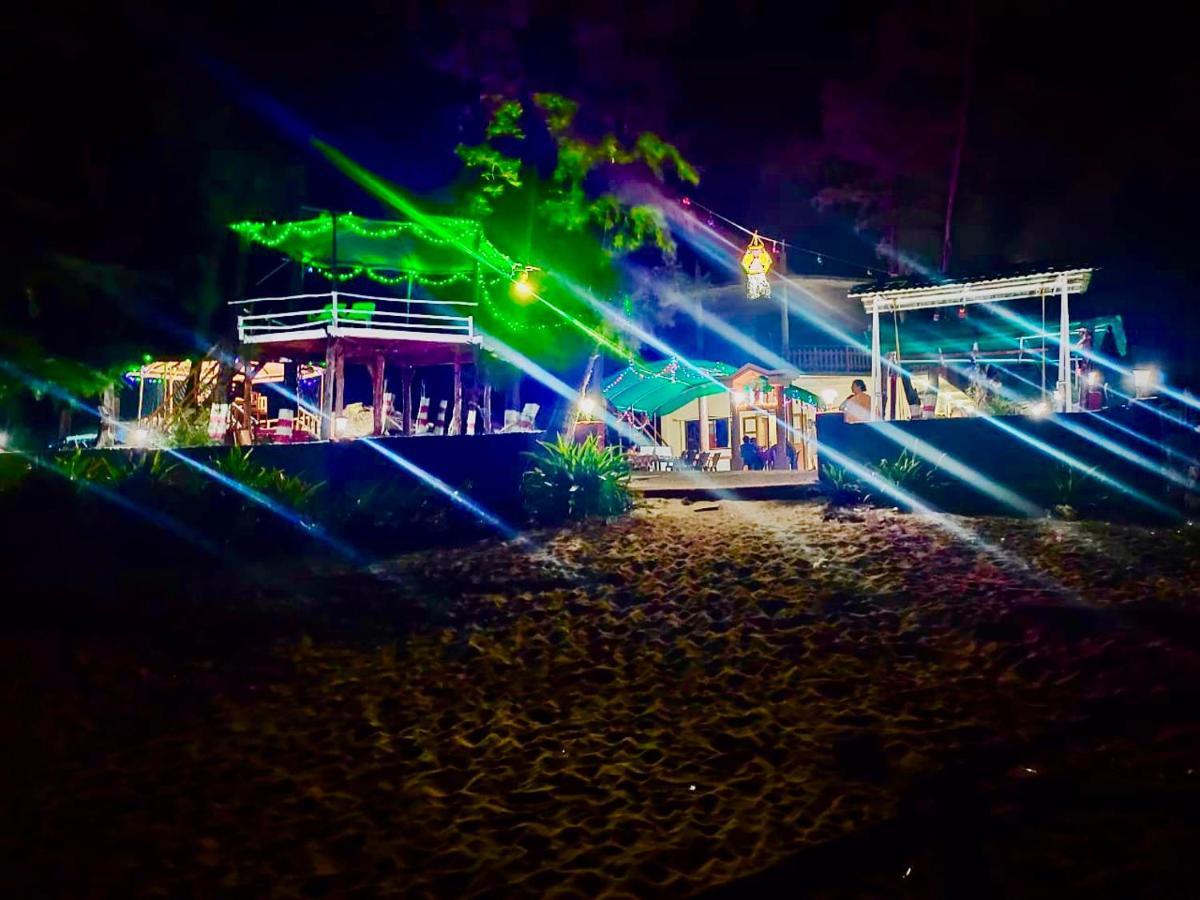 Sam & San Beach Resort Vengurla Luaran gambar